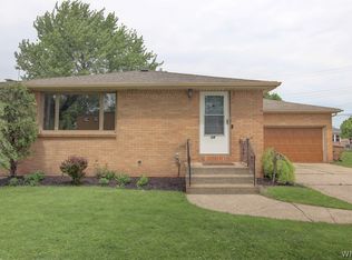 14 Lydia Ln, Cheektowaga, NY 14225