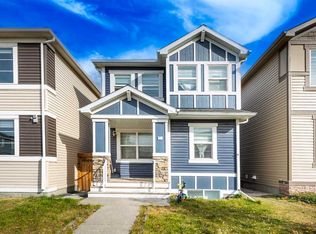 232 N Cornergate Row NE, Calgary, AB T3N 1L7