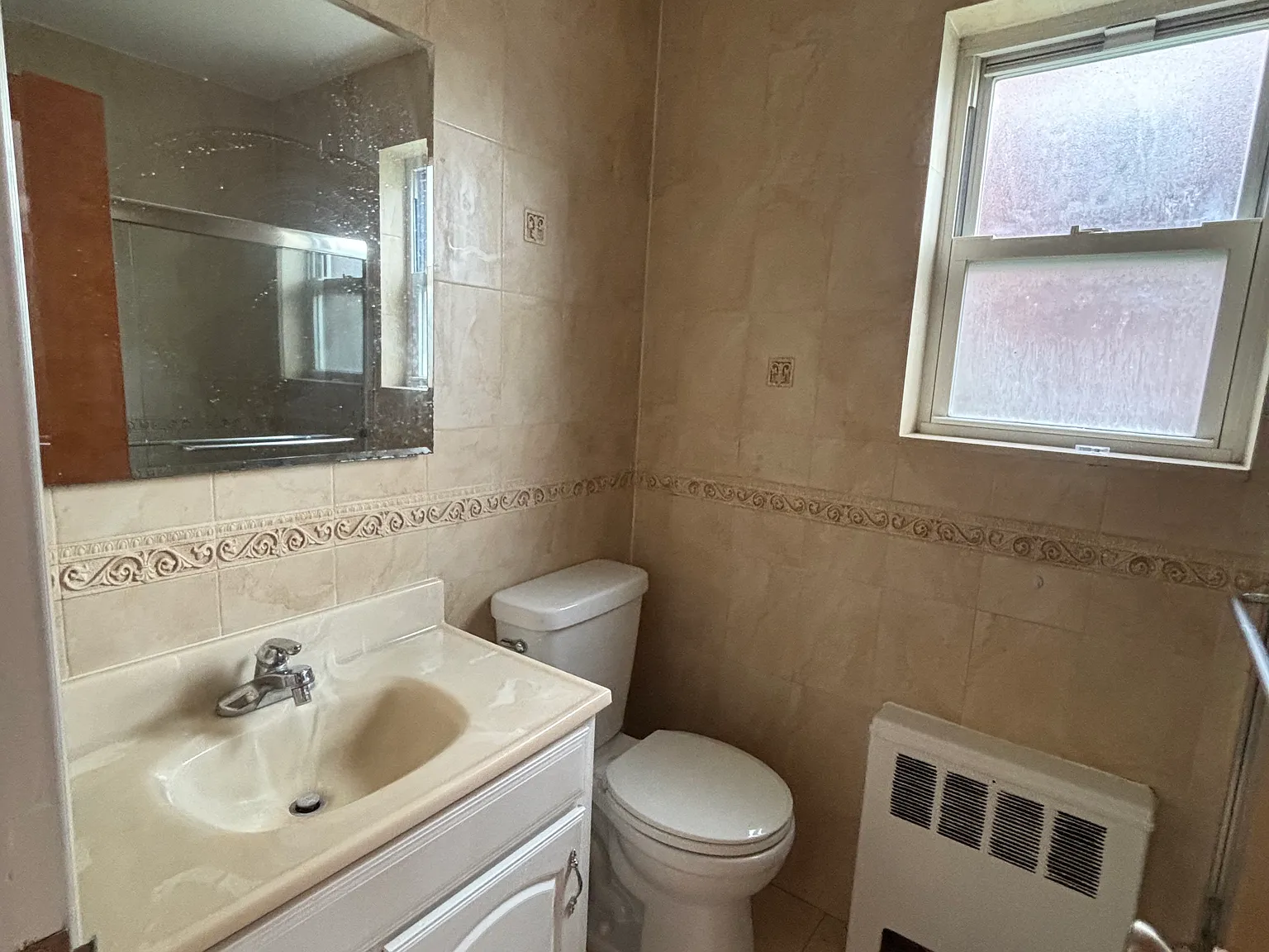 1 bed, $2,300 — Photo 4