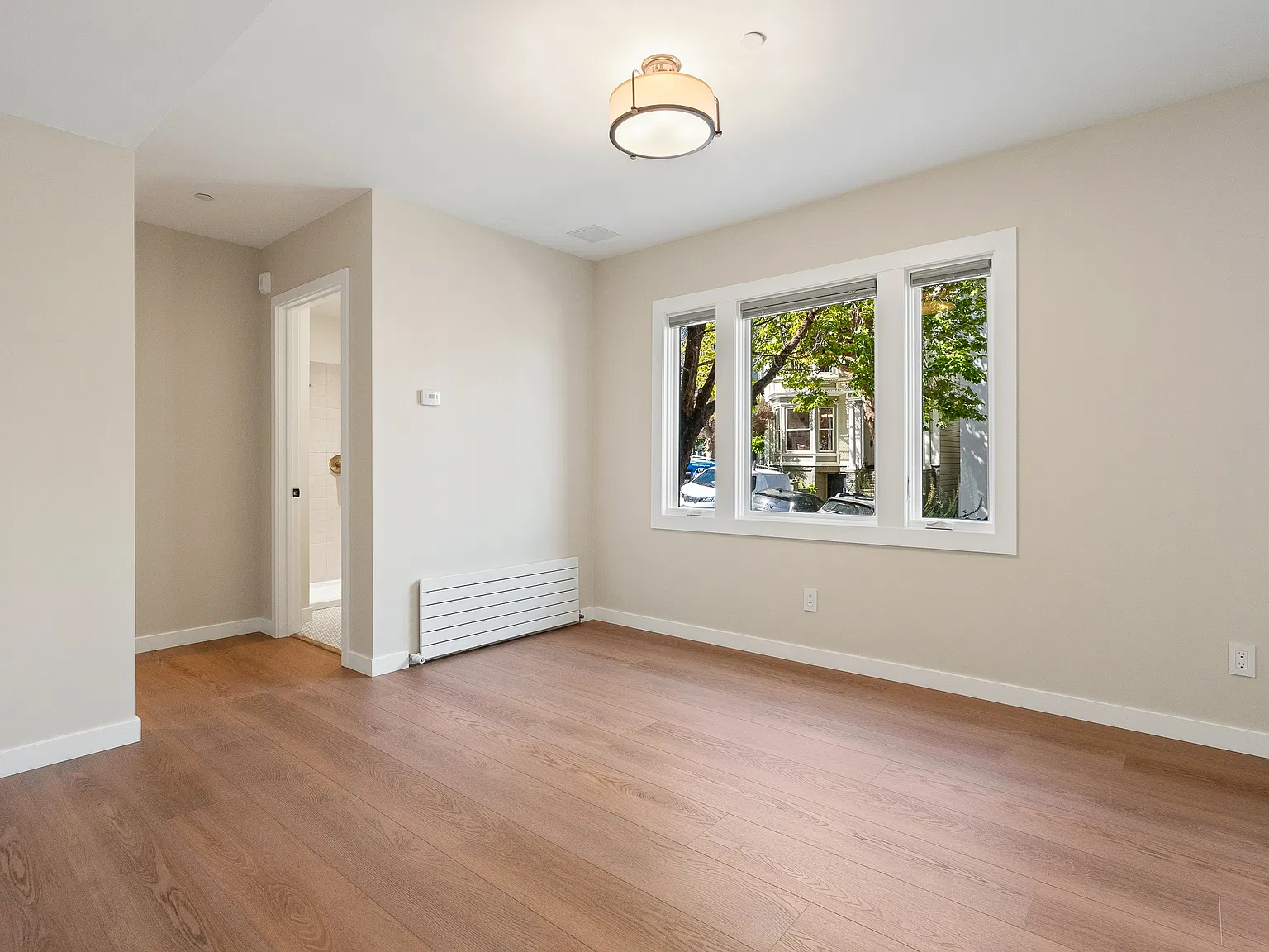 2 bed, 2.0 bath, $8,100 — Photo 4
