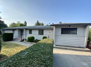 2018 E D St, Moscow, ID 83843