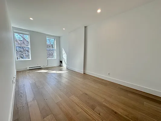 Rented by Camelot Realty Group | media 6