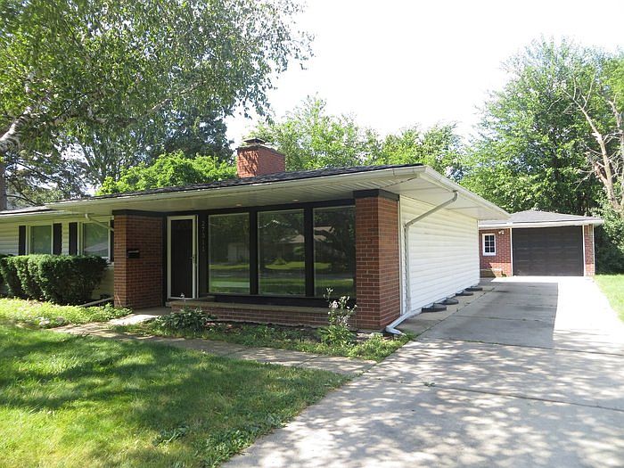 1st image of 27311 Red Leaf Ln