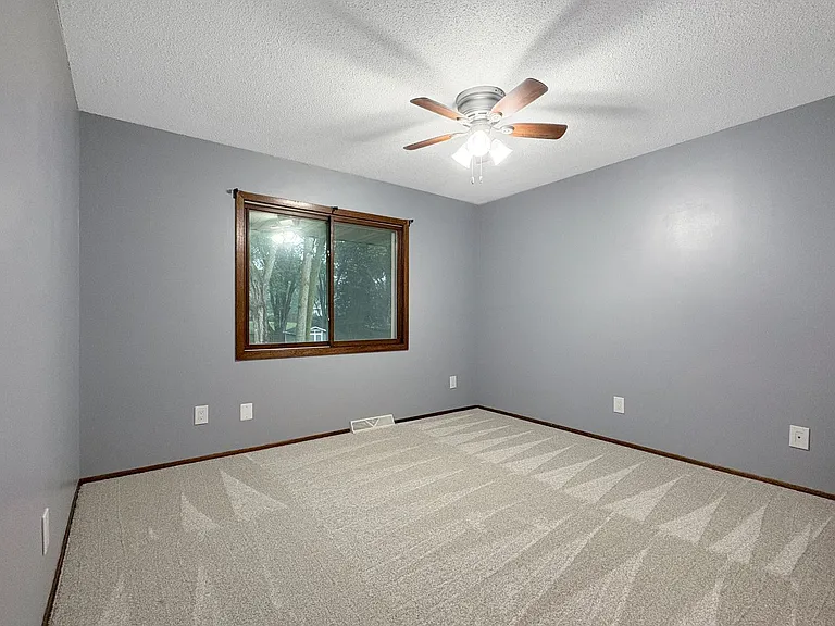 7680 Silver Lake Rd #7680 — Photo 16