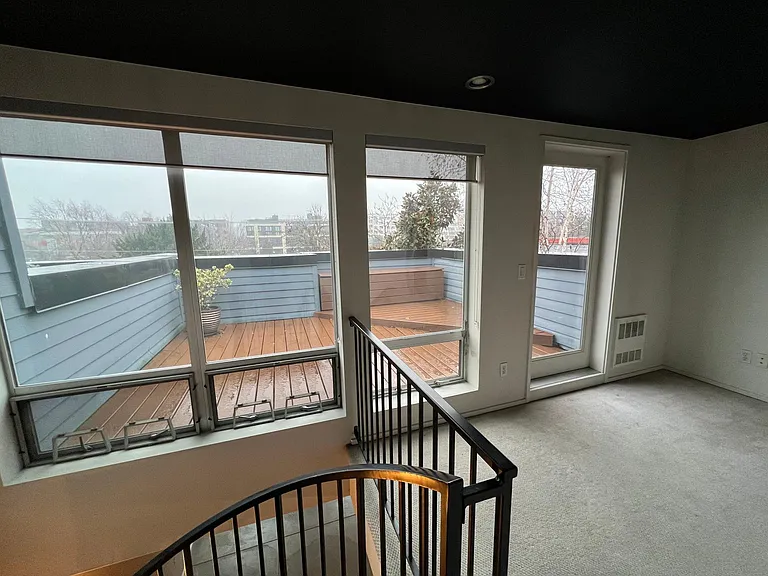 1106 E Howell St #C — Photo 11