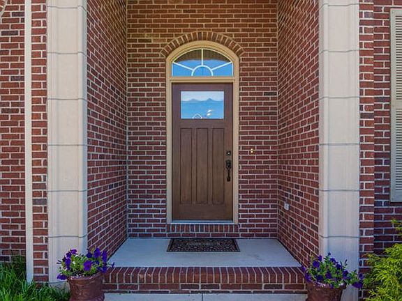 4th image of 4641 S Cordova Pl