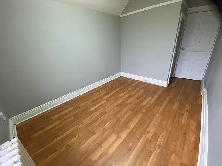 334 Albert St E #2 — Photo 2