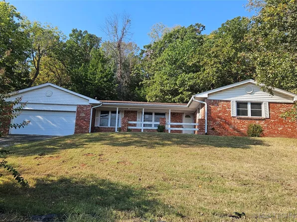 2428 W Lakeshore Dr, Cleveland, OK 74020