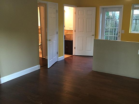 5th image of 1505 Canton St #B