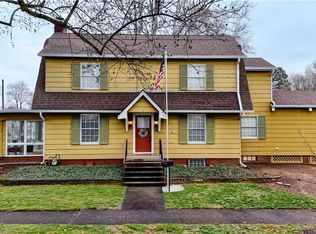 300 E 15th St, Dover, OH