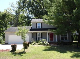 2416 Norton Rd, Stow, OH 44224