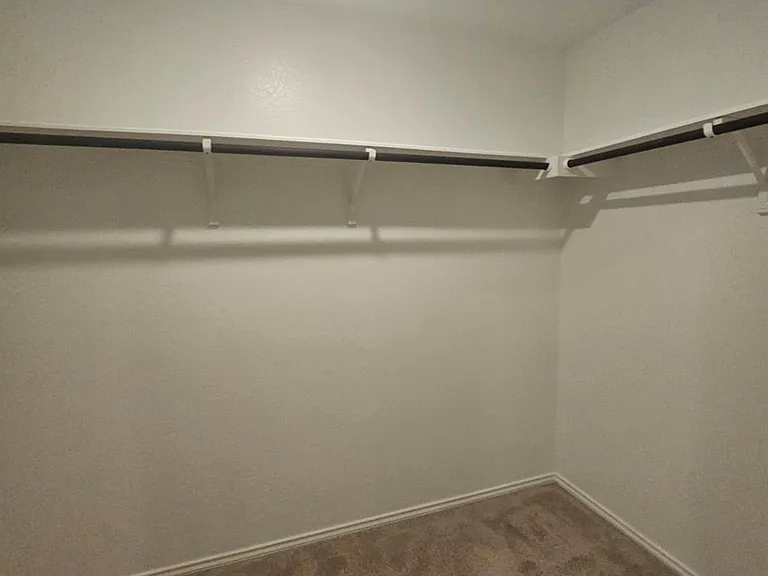 2306 Tornado Aly — Photo 15
