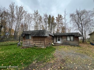 1676 N Pioneer Peak Dr, Wasilla, AK, 99654