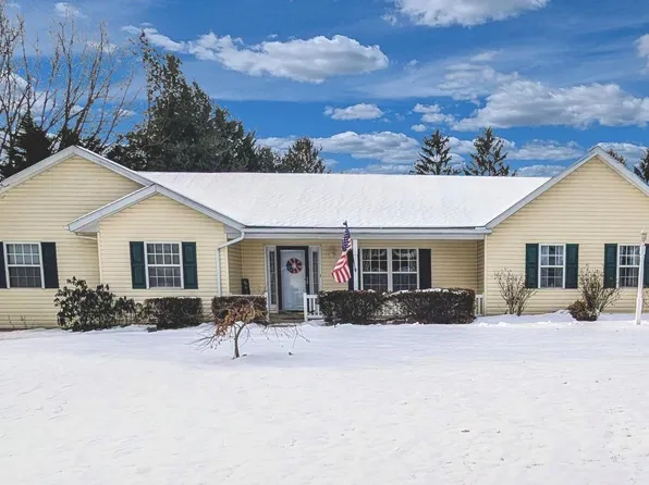 37 Fairway Dr, Denver, PA 17517