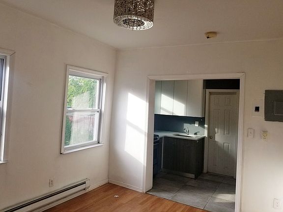 2nd image of 51 Bartlett St APT 3