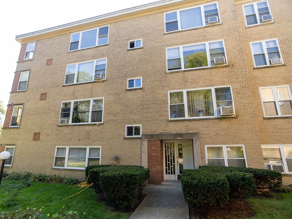 1st image of 6100 N Winchester Ave APT 3a