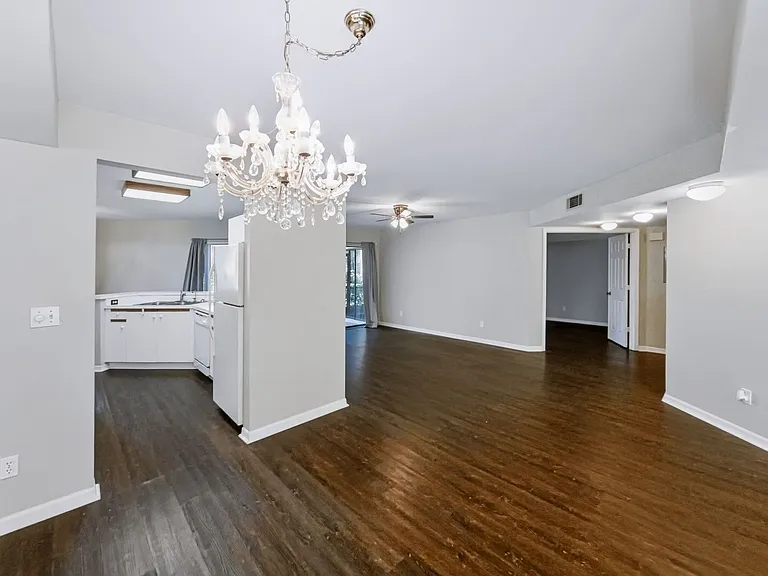 191 Bennington Dr #3 — Photo 15