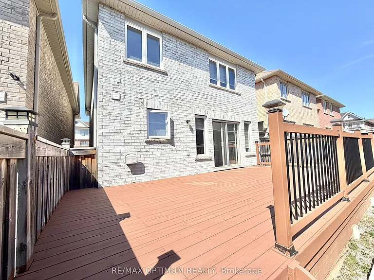 7 Barnham St — Photo 39