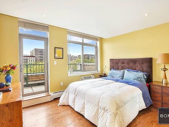 3rd image of 130 Bradhurst Ave APT 1101