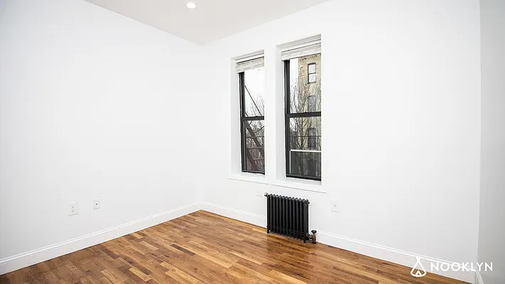 Rented by Nooklyn NYC LLC | media 19