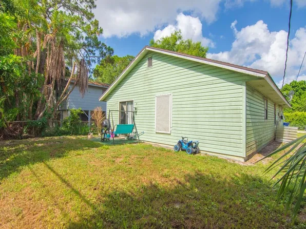 2240 86th Drive, Vero Beach, FL 32966