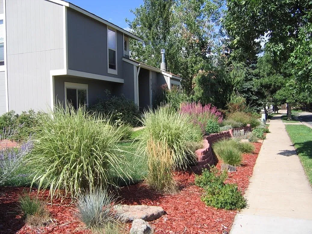 4 BD/ 2 BA Home in South Boulder Located Close to Open Space — Photo 2
