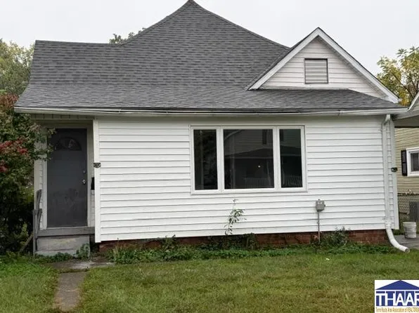 840 Walnut St, Clinton, IN 47842