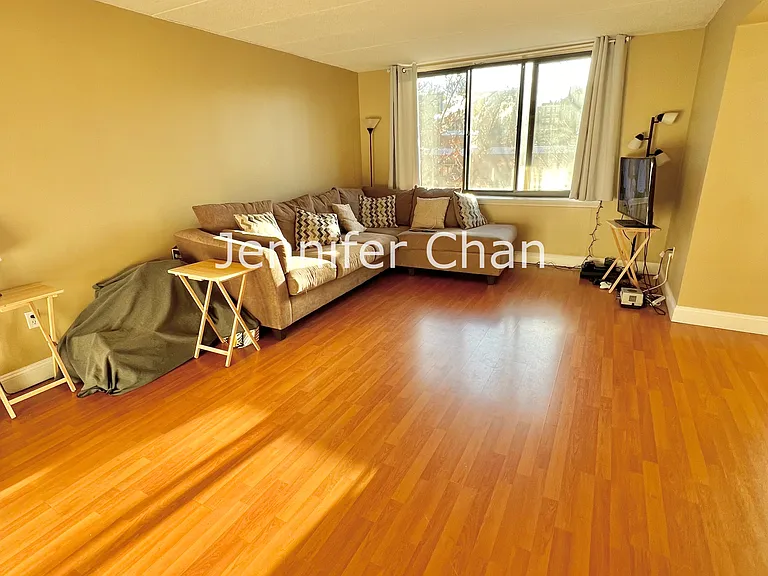 85 Brainerd Rd #416C — Photo 4