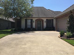 921 Carondelet St, Lake Charles, LA 70605