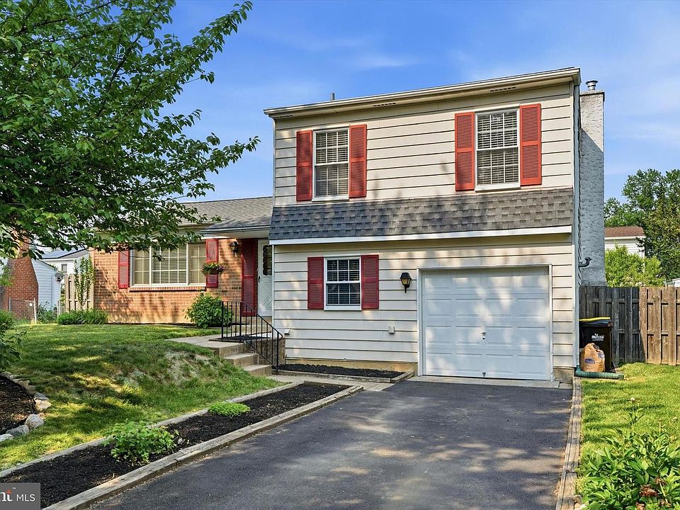 1st image of 3218 Leeland Dr