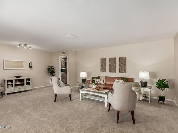 4th image of 12426 W BANYAN Drive