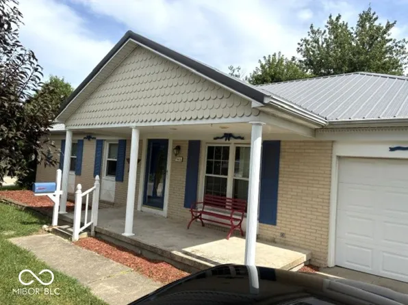 1615 Avenue East St, Elwood, IN 46036