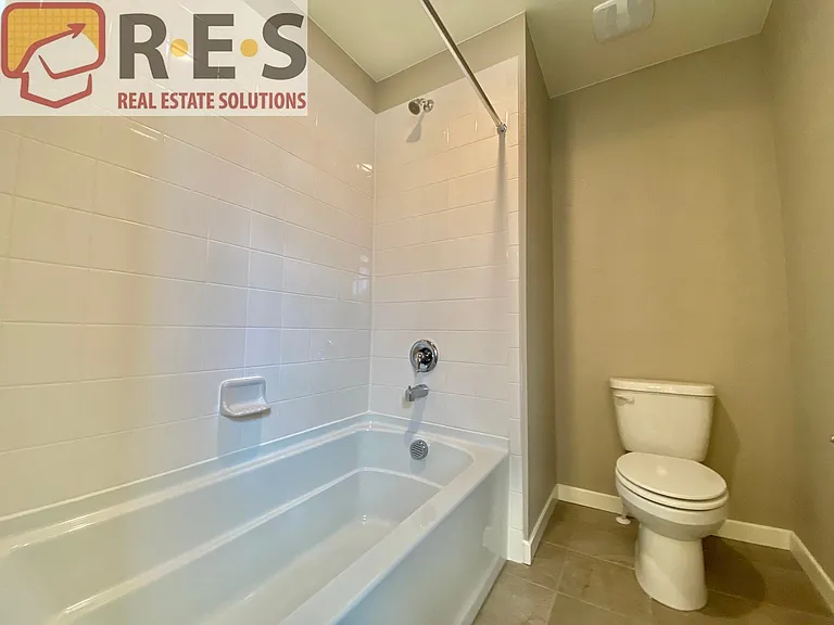 5070 Janga Dr — Photo 10