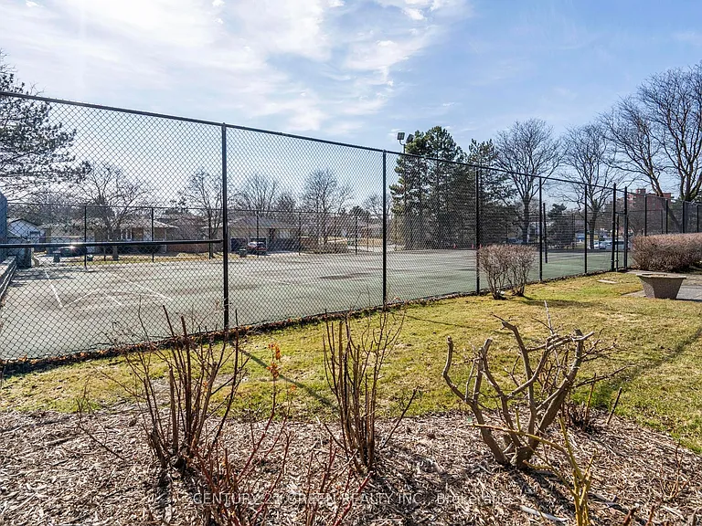 310 Mill St S #712 — Photo 28