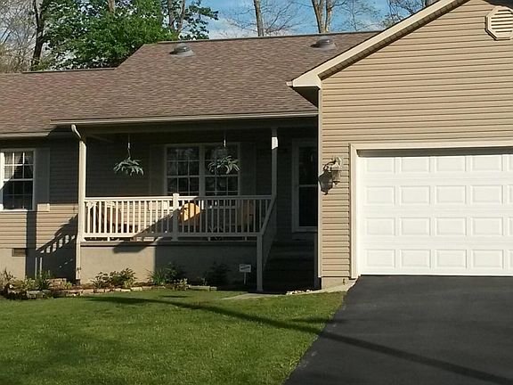 3rd image of 814 Ojibwa Ln