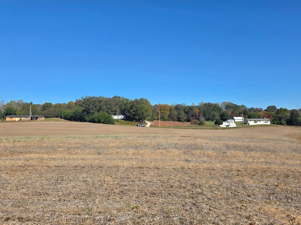 2nd image of 197 Petty Rd