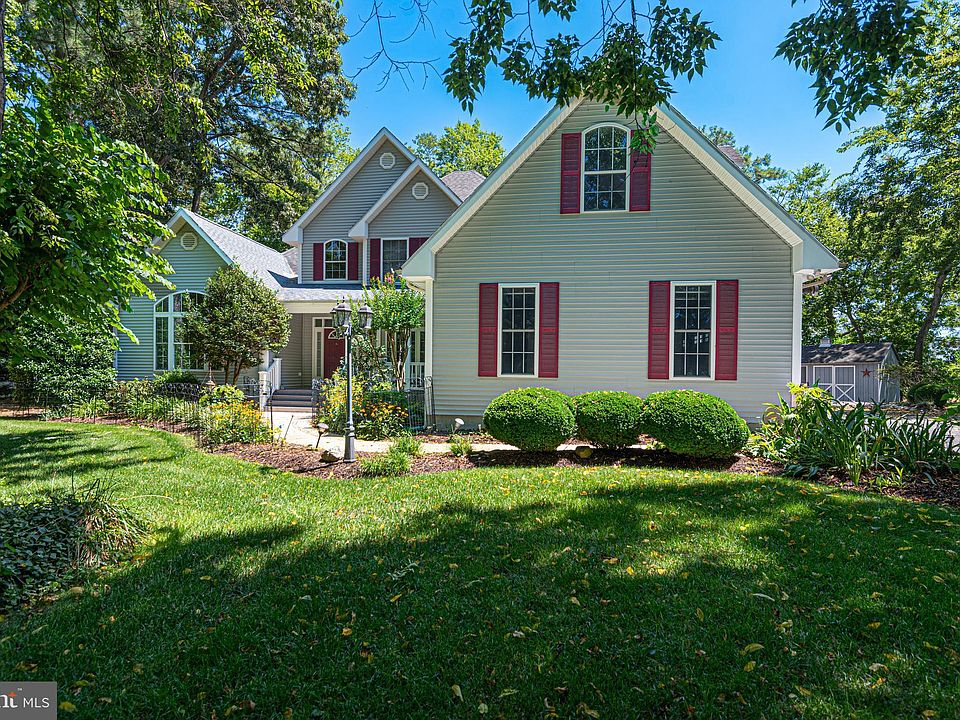 1st image of 38 Bethany Forest Dr