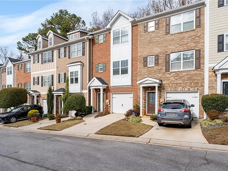 3072 Lauren Parc Rd — Photo 3