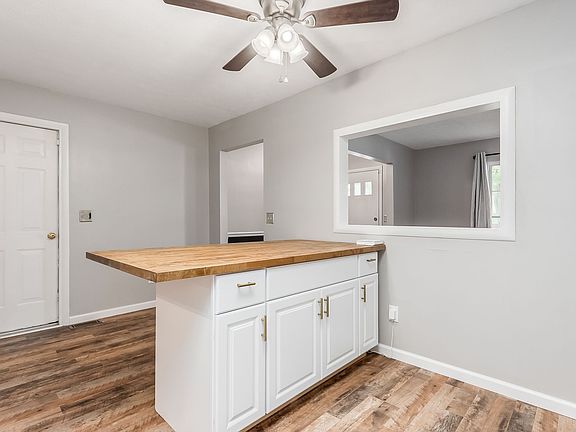 4th image of 182 Brisbane Ave
