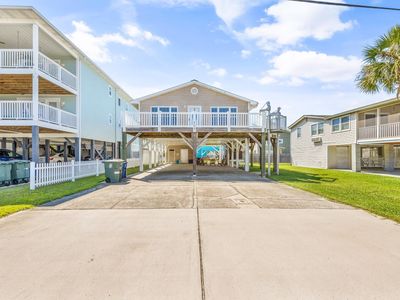 209 25th Ave. N, North Myrtle Beach, SC, 29582