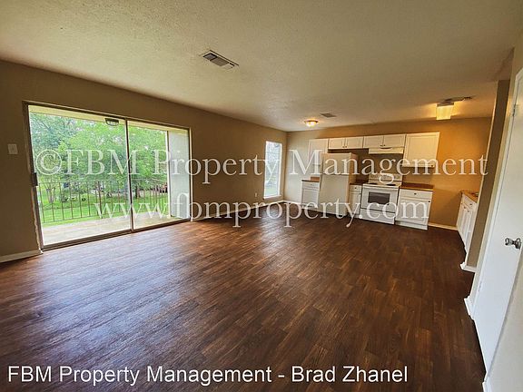 3rd image of 811 E Grayson St APT 23