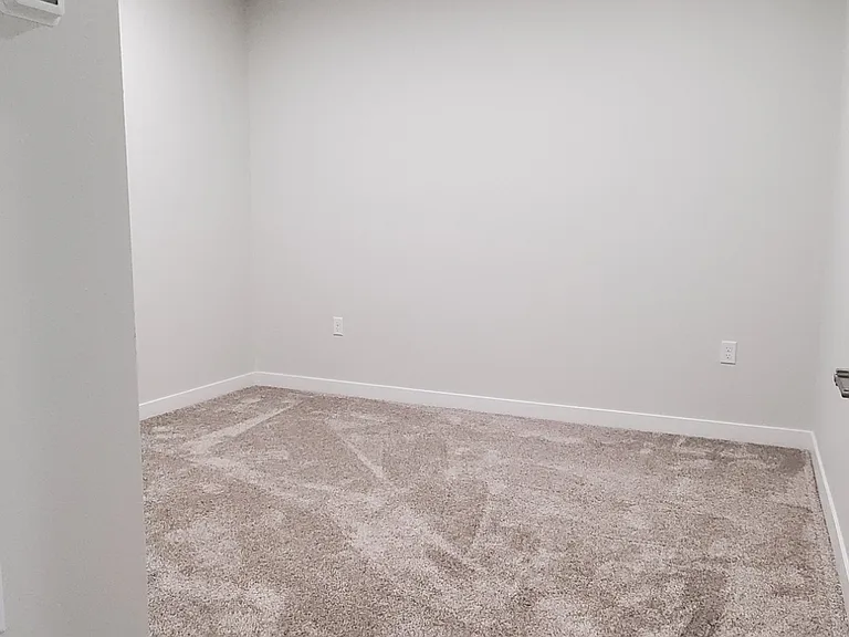 715 Lake Shore Dr NE #104 — Photo 21