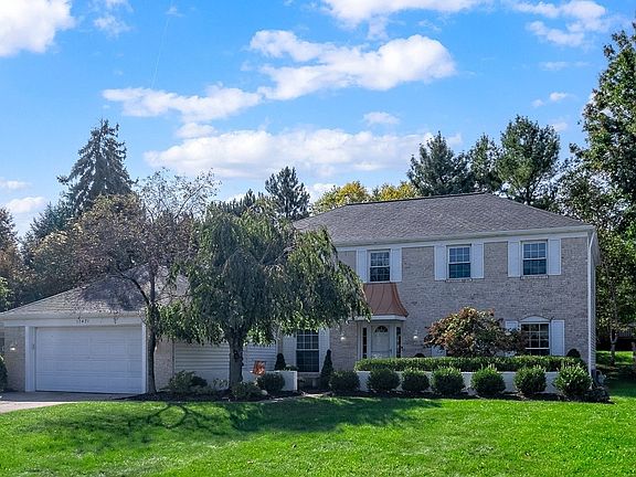 2nd image of 17421 Lexington Ln