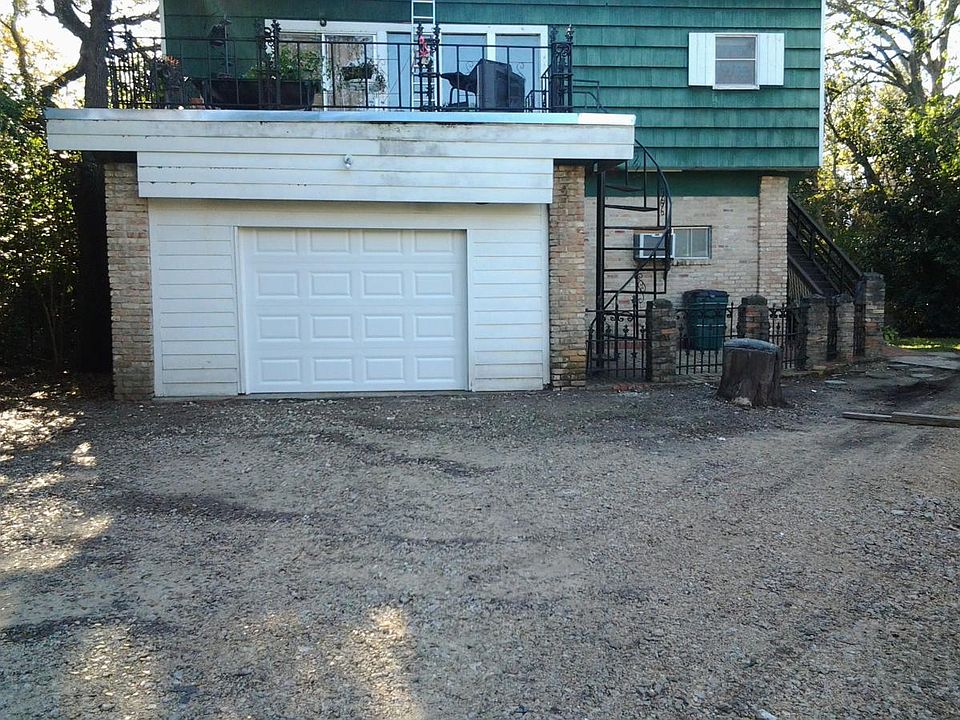 1st image of 3392 Eagle Point West Ave