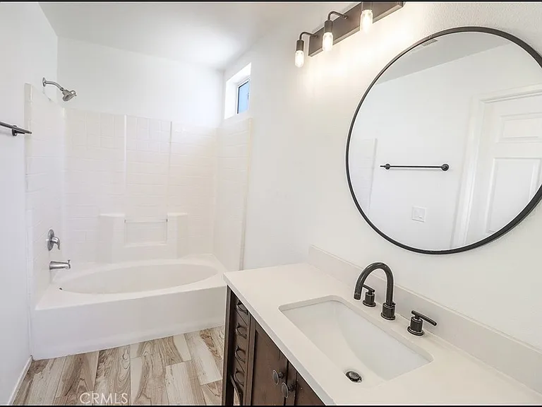 5 Chatham Ct — Photo 19