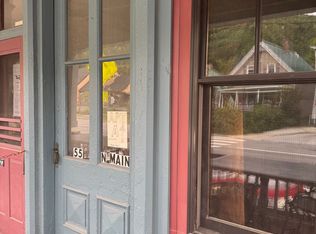 55 N Main St #B, Rochester, VT 05767