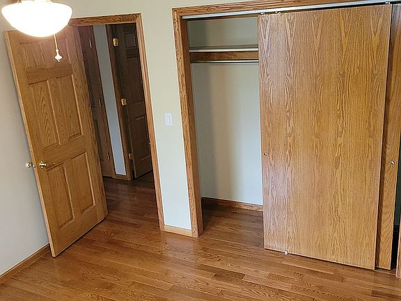 4th image of 1418 Kingsley Dr