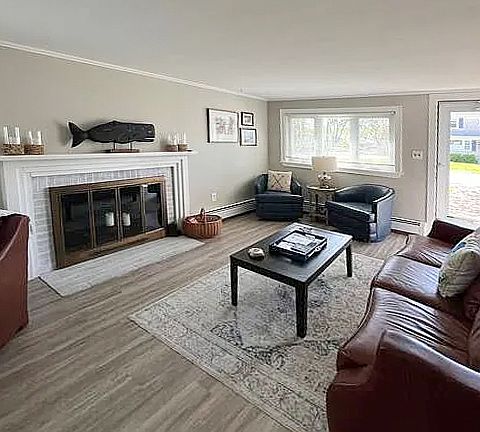 5th image of 304 Maravista Ave