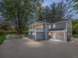 1377 Pennsylvania Ave, Emmaus, PA 18049