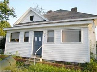 1620 McKnight Mill Rd, Greensboro, NC 27405